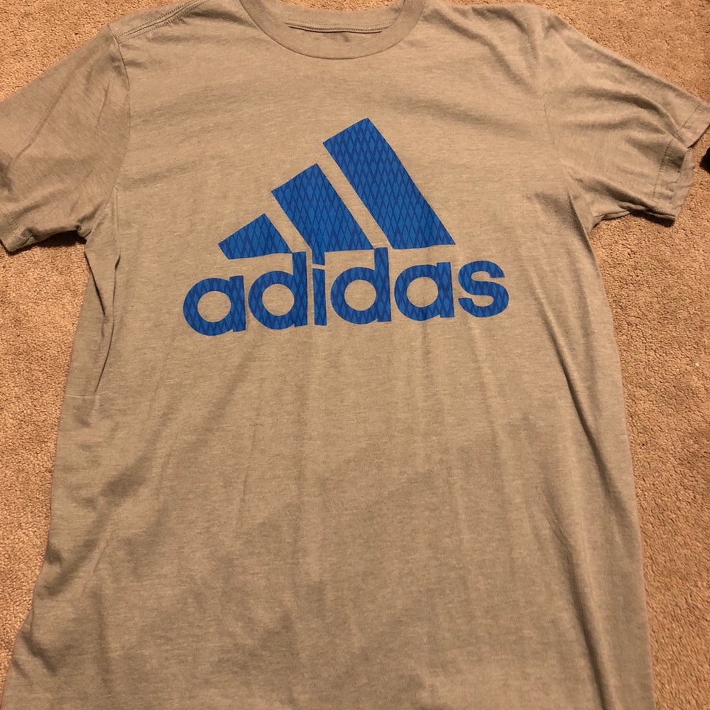 Men’s adidas shirt